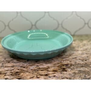 Fiesta Sea Mist Green Deep Dish Pie Baker-Retired